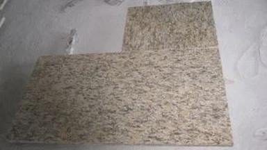 Taulells de granit fosc de Santa Cecília