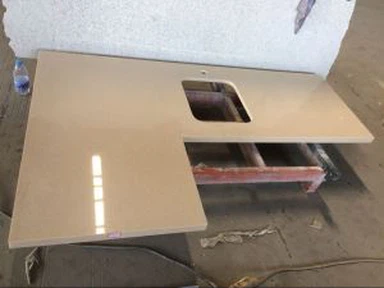 3CM a la taula de quars de Beigh