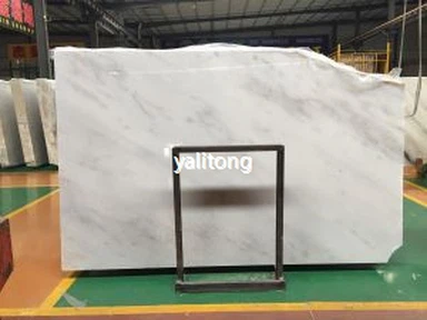 Lloses de marbre blanc per a bany